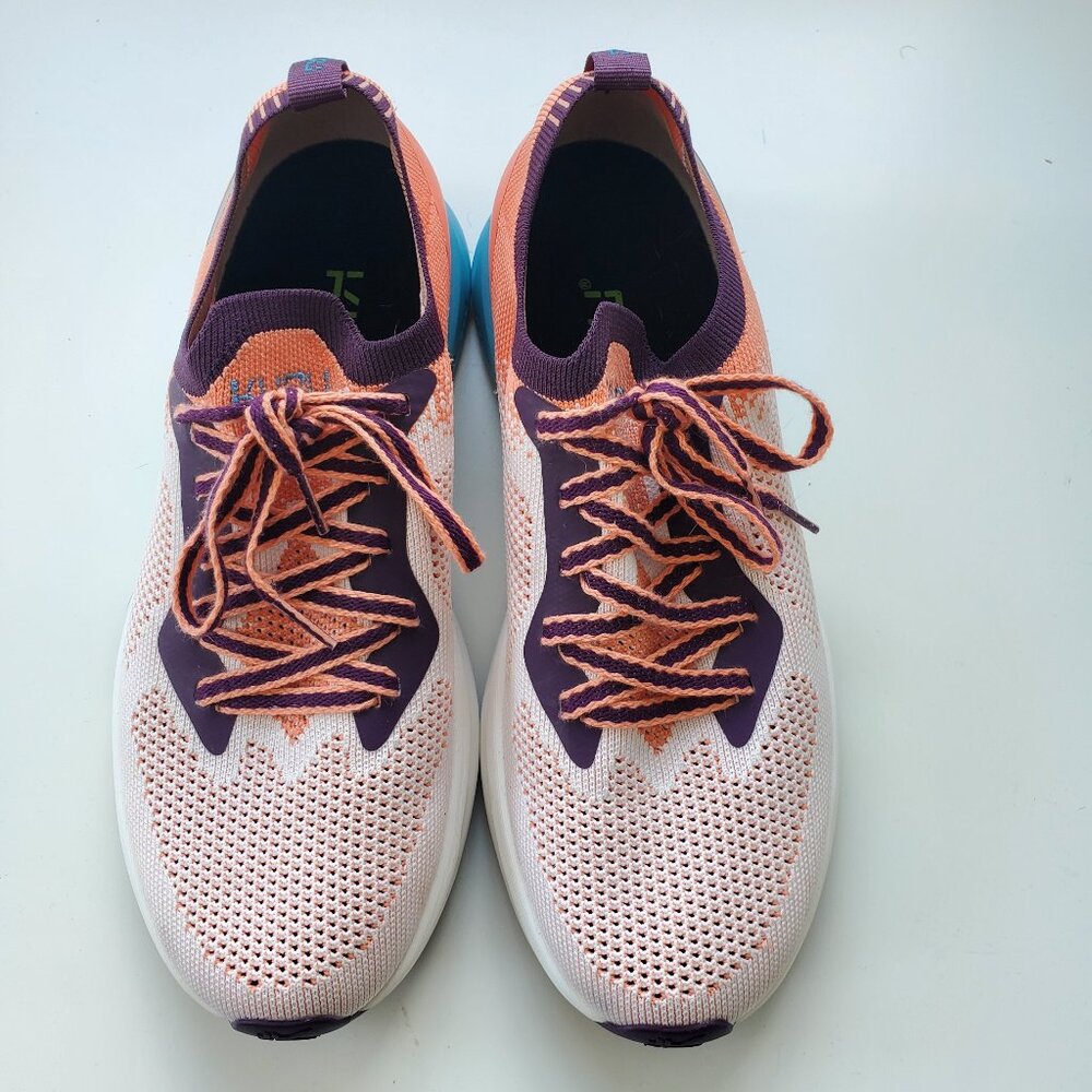 NWOT Kuru Flux Athletic Sneakers Size 9.5
